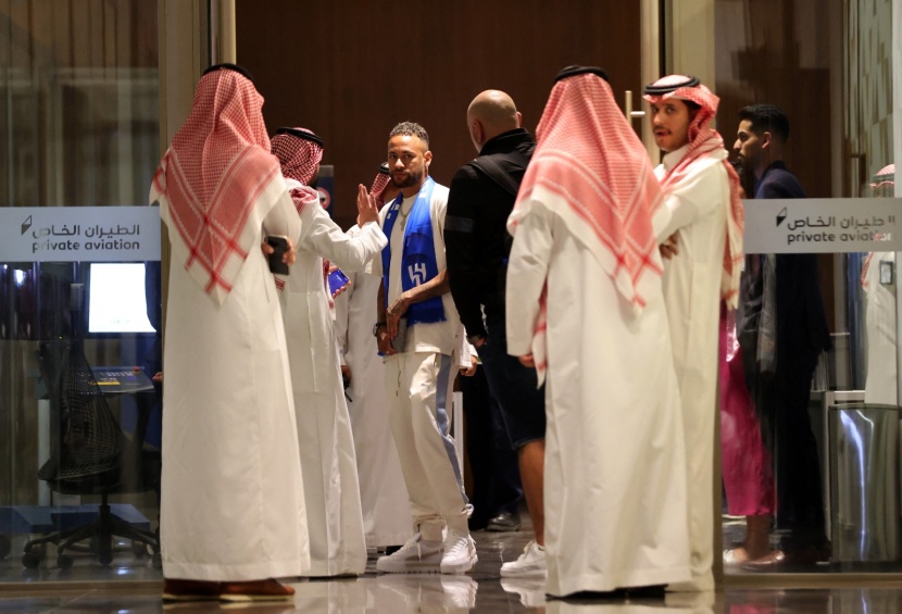 نيمار يصل إلى الرياض