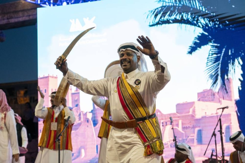 السعوديون يبدعون .. يثرون .. ويطربون زوار مهرجان جرش