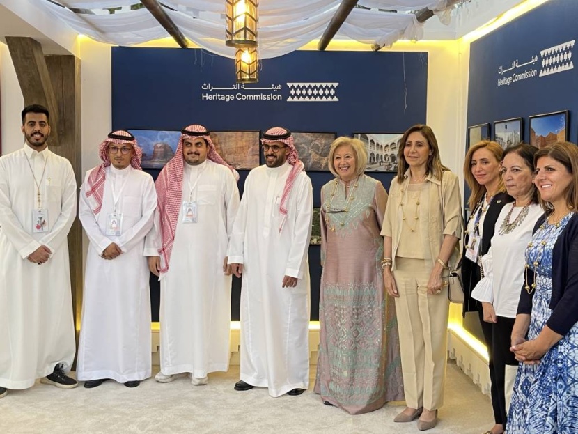 السعوديون يبدعون .. يثرون .. ويطربون زوار مهرجان جرش