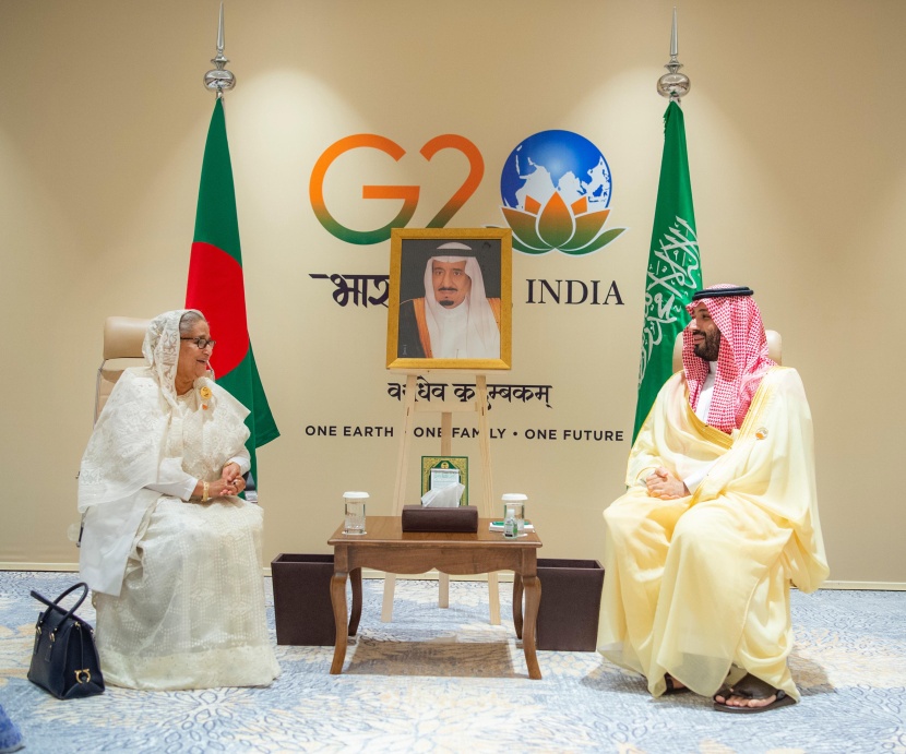 ولي العهد يلتقي رئيسة وزراء بنغلاديش