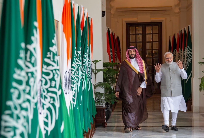 ولي العهد ورئيس وزراء الهند يشهدان توقيع أكثر من 20 اتفاقية بين البلدين