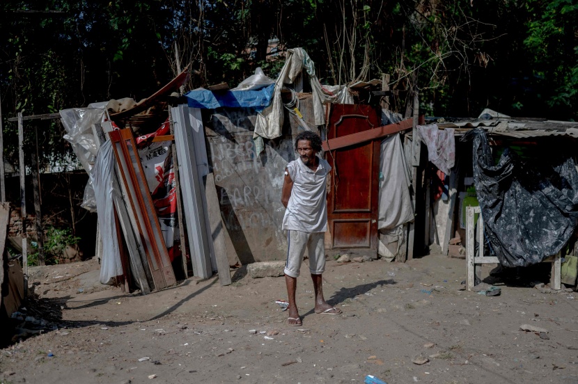 فرق صحية تقدم الرعاية الطبية للمشردين في أفقر أحياء ريو دي جانيرو