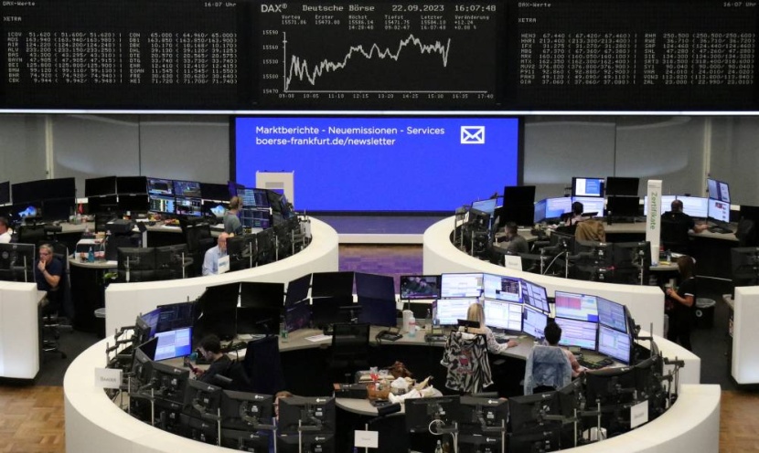 «وول ستريت» تستعيد ارتفاعاتها و"الأوروبية" تتراجع بفعل تقييمات المستثمرين للفائدة