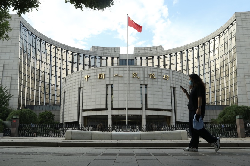 المركزي الصيني يواصل ضخ كميات كبيرة من السيولة النقدية في النظام المصرفي 