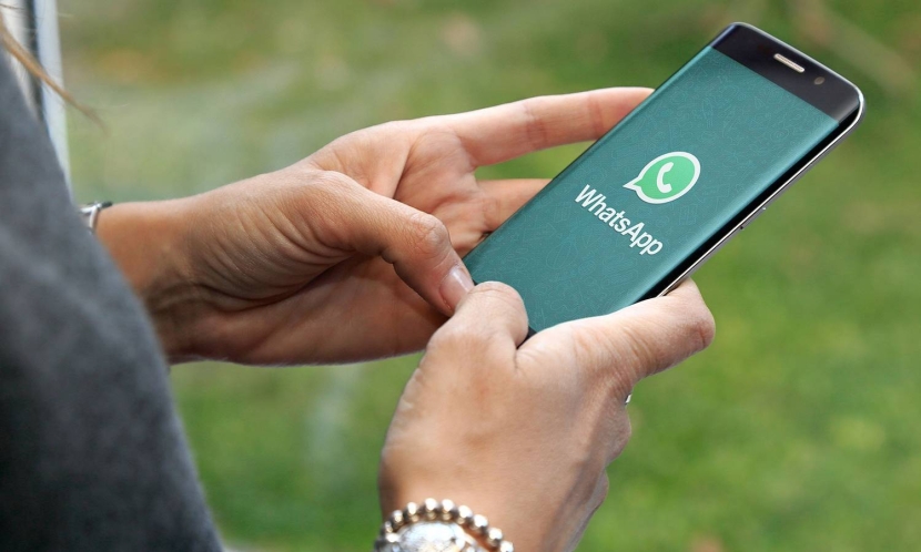خلل يصيب "واتساب" و"فيسبوك" دون معرفة السبب