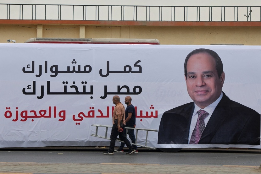 السيسي يؤكد ترشحه لانتخابات الرئاسة في ديسمبر
