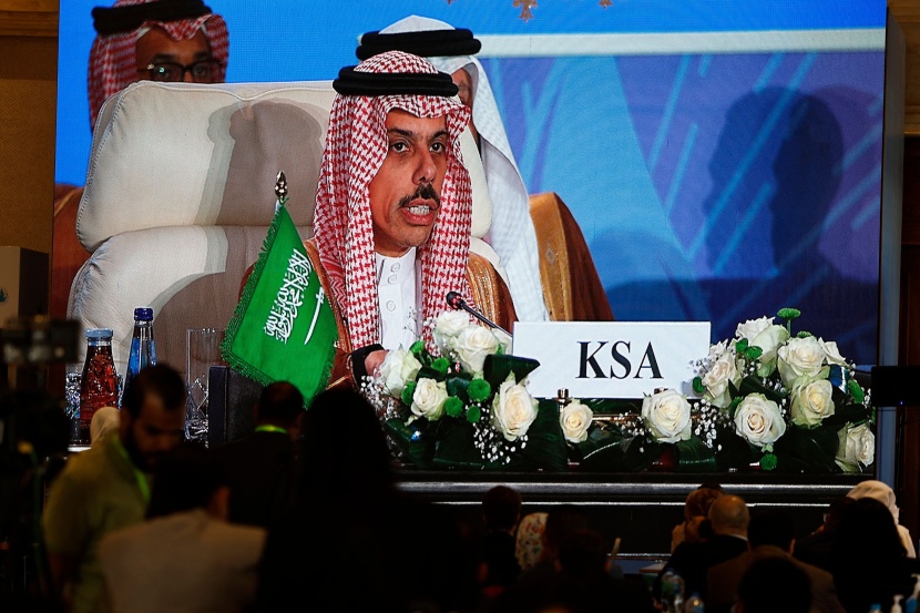 السعودية وعدد من الدول العربية تصدر بيانا مشتركا في أعقاب "قمة القاهرة للسلام"