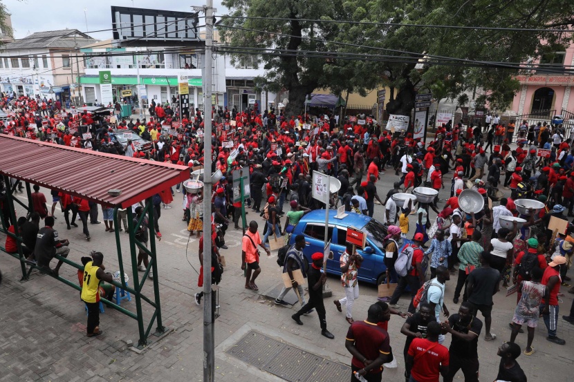 احتجاج على  تدهور الأوضاع الاقتصادية في غانا