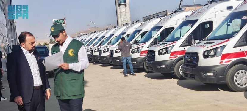 السعودية تدعم المرافق الصحية المتضررة من زلزال تركيا بـ 20 سيارة إسعاف
