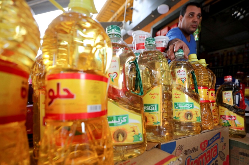 اعتبارا من السبت .. تخفيض أسعار السلع الغذائية في مصر بين 15 و25 %
