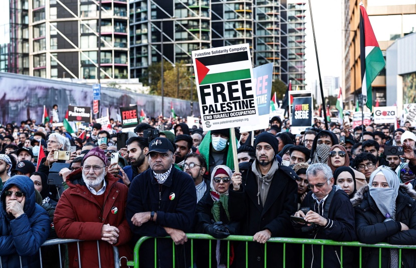 300 ألف شخص يتظاهرون في شوارع  لندن دعما لفلسطين