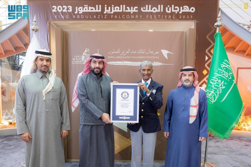 مهرجان الملك عبدالعزيز للصقور.. الأكبر في العالم 