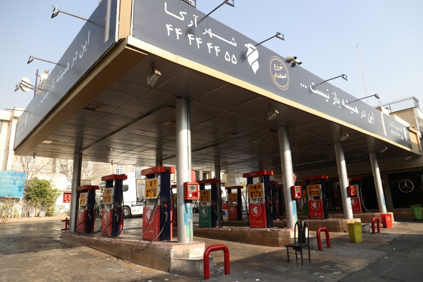 هجوم سيبراني يعطل 60 % من محطات الوقود الإيرانية