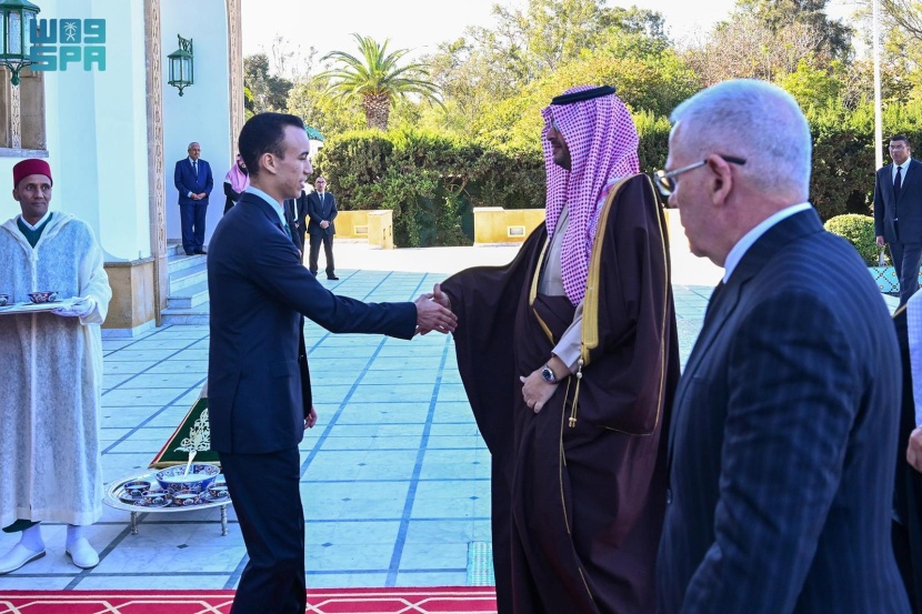 ولي العهد المغربي يستقبل الأمير تركي بن محمد بن فهد