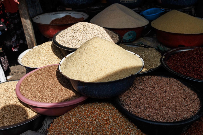 قيود التصدير والجفاف تنذر بنقص في إمدادات الغذاء العالمية خلال 2024