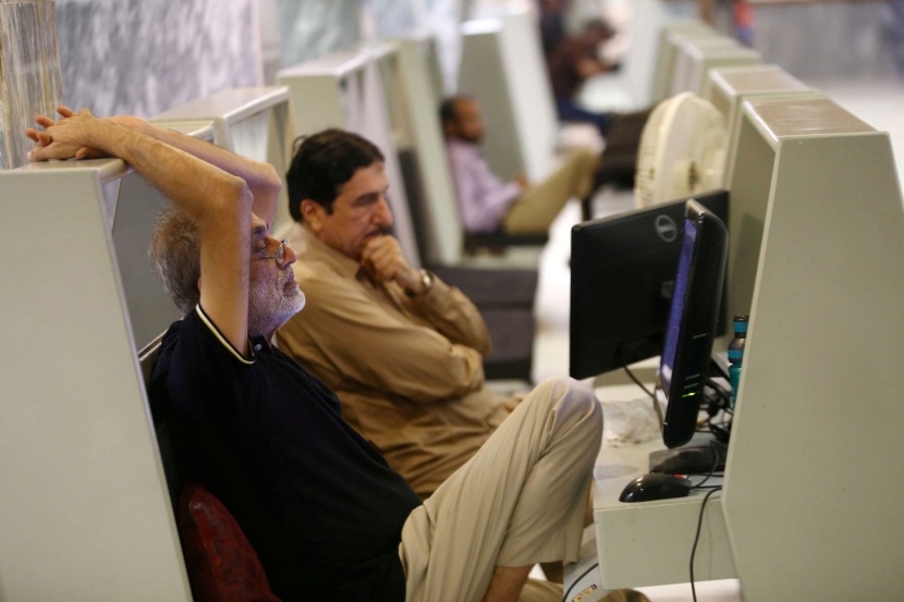 بورصة باكستان تسجل أعلى انخفاض لها في يوم