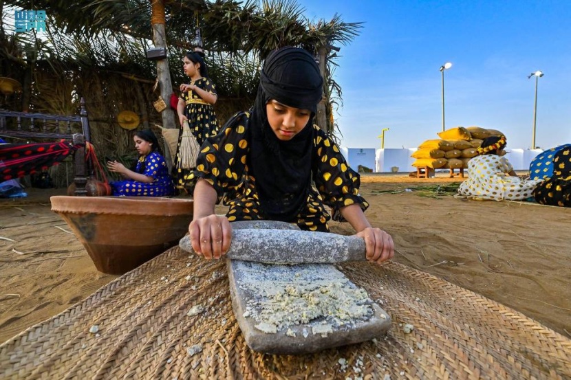 أطفال عذق