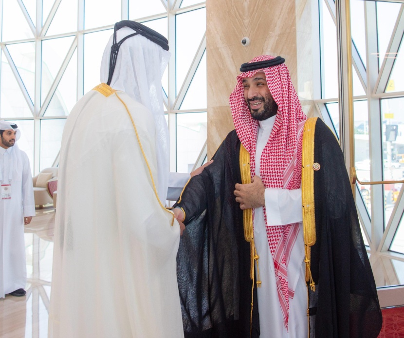 ولي العهد يغادر الدوحة بعد المشاركة في القمة الخليجية .. ويشكر أمير قطر