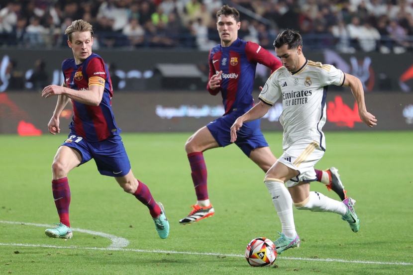 ريال مدريد يكتسح برشلونة 4-1 ويحرز لقب كأس السوبر الإسبانية