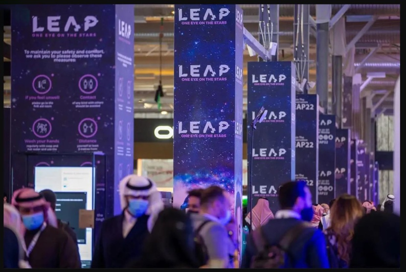 عمالقة التكنولوجيا يناقشون في «ليب» استراتيجيات الشركات التقنية الكبرى والمليارية