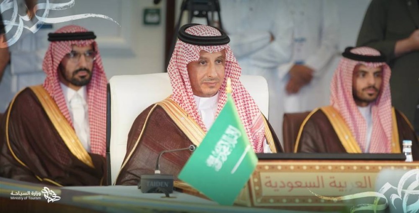 الخطيب: التأشيرة السياحية الموحدة تحسن مكانة دول الخليج كوجهةً عالمية