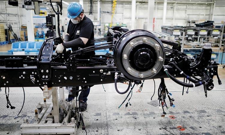 تراجع إنتاج المصانع اليابانية 7.5 % في يناير