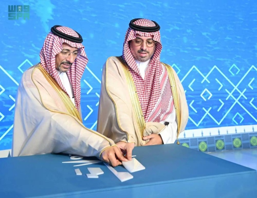 وزير الصناعة لـ "الاقتصادية": نتجه إلى بناء تجمعات صناعية غذائية في جازان .. وقريبا شعار "صنع في السعودية" على سيارات لوسيد