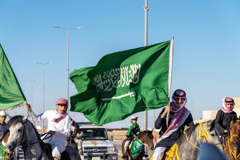 العلم الوطني للسعودية .. رمز العزة والشموخ والوحدة الوطنية