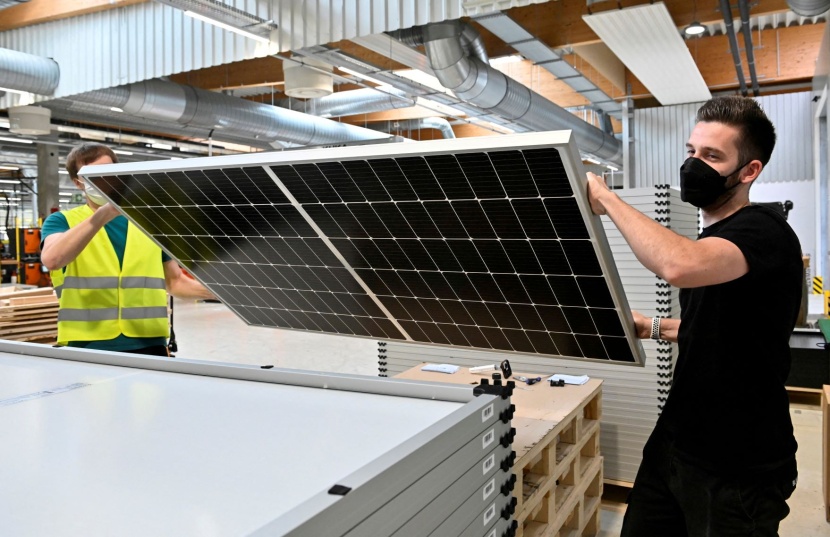 ماير برجر الألمانية للوحدات الشمسية تخسر 331.9 مليون دولار في 2023