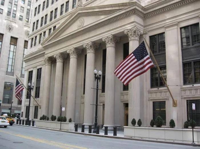 شركات «وول ستريت» بعد خفض الفيدرالي لأسعار الفائدة .. من الأكثر حظا؟