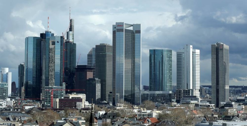 شبح الركود يخيم على الاقتصاد الألماني والمعاهد تعتزم تخفيض توقعات نموه في 2024