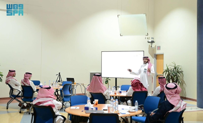 هيئة الصحفيين السعوديين تناقش صناعة المحتوى الإبداعي في صحافة الموبايل
