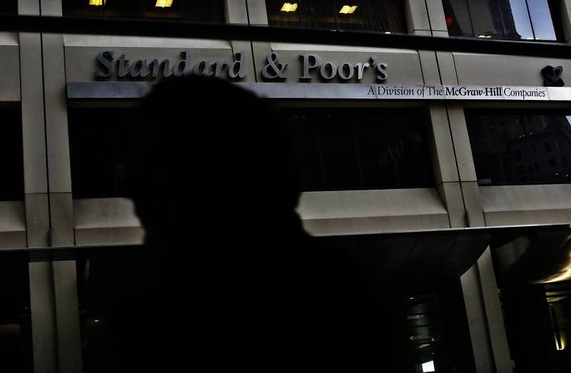 إس آند بي: 80% من الديون المستحقة على الشركات الخليجية لكيانات ذات تصنيف عال