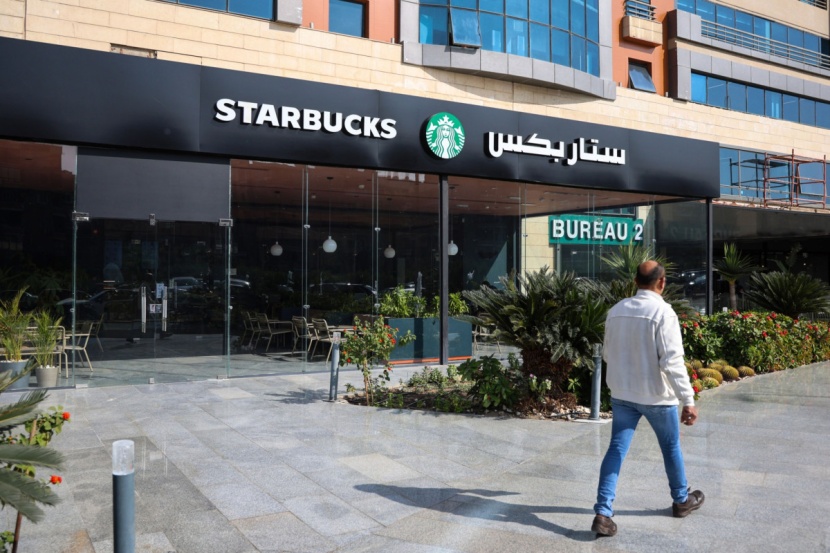 مقاطعة قهوة "ستاربكس" في الشرق الأوسط تدفعها للتخلي عن 2000 موظف