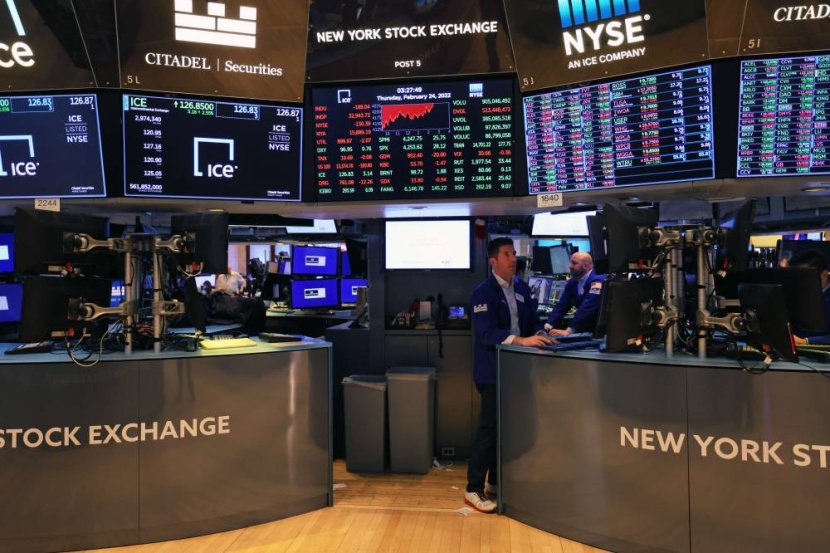 الأسواق الأمريكية تتفوق بكثير على نظيراتها العالمية .. ومؤشر "S&P 500" يرتفع 48% منذ 2019