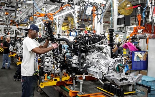 ارتفاع الناتج الصناعي الأمريكي الشهر الماضي بنسبة 0.4% نتيجة ازدهار ناتج المرافق