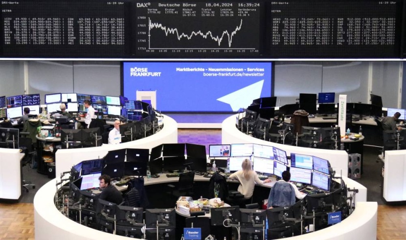 القطاع الصناعي يقود الأسهم الأوروبية إلى الارتفاع وسط موسم نتائج الأعمال