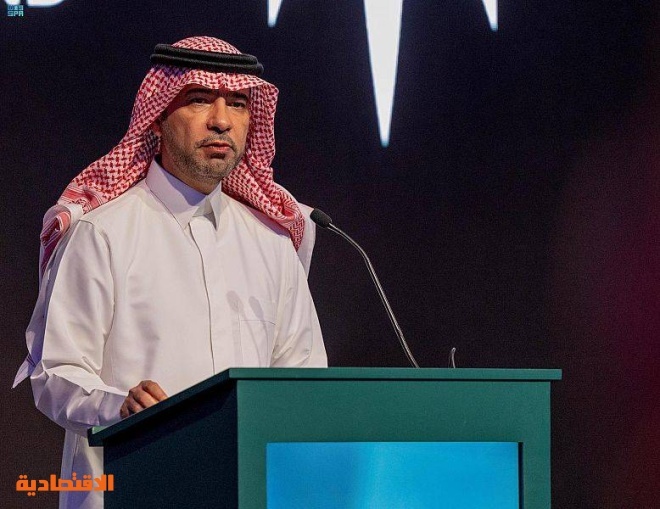 وزير الشؤون البلدية والقروية والإسكان يبدأ زيارة رسمية إلى الصين الأسبوع المقبل.. ويشهد توقيع اتفاقيات لإنشاء آلاف الوحدات السكنية