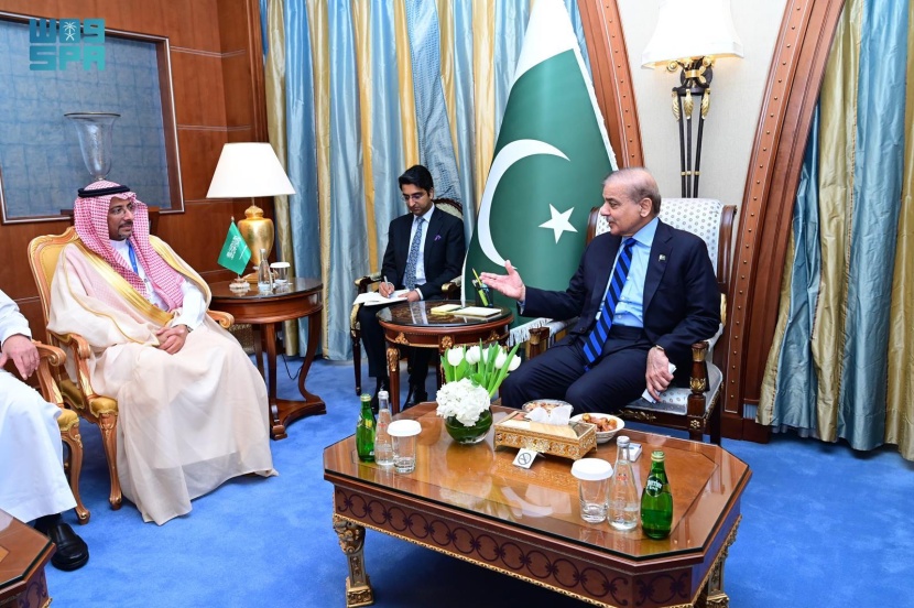 الخريف يبحث فرص الاستثمار مع باكستان وكوريا الجنوبية