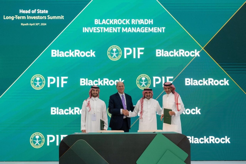 بلاك روك توقّع اتفاقية مع صندوق الاستثمارات لتأسيس منصة إدارة استثمارات متعددة الأصول في الرياض تعزز من تطور أسواق المال المحلية