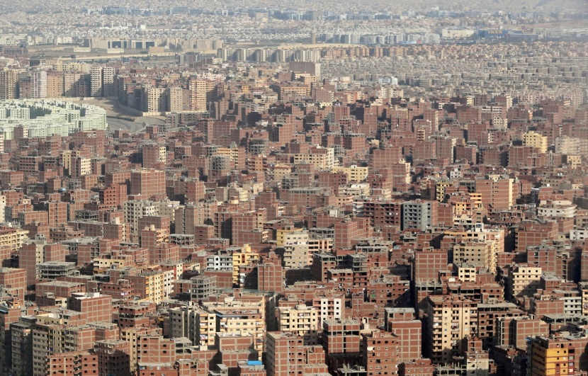 اتساع عجز ميزان المعاملات الجارية في مصر إلى 6.83 مليار دولار في الربع الرابع