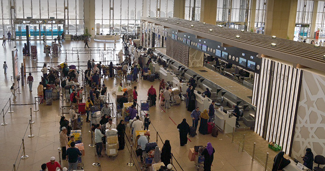 مطارات الدمام توقع اتفاقية مع مطارات عمان لشراء المعدات وتبادل الخبرات