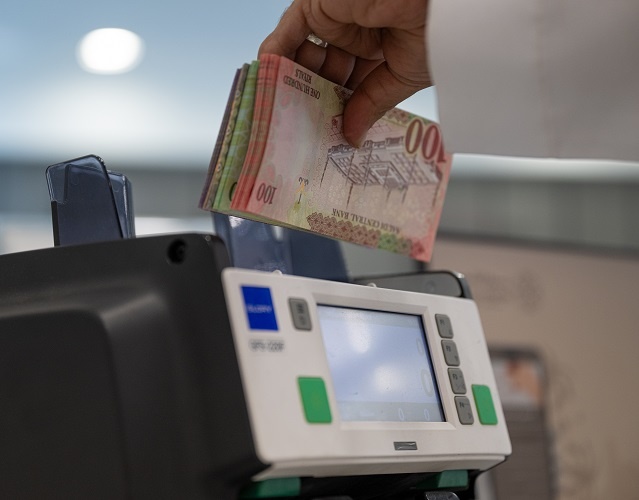 تمكين الأفراد في السعودية من التحقق من حساباتهم الشخصية لدى البنوك