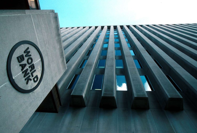 البنك الدولي يرفع توقعاته لنمو الناتج المحلي العالمي إلى 2.6% في 2024 