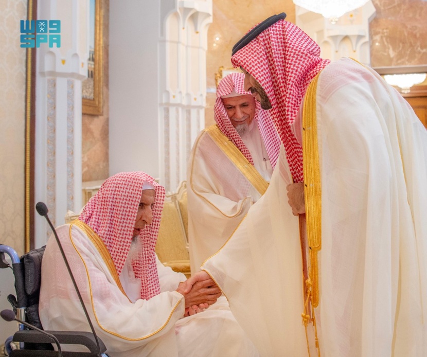ولي العهد لقادة القطاعات العسكرية: سنواصل تقديم كل ما يخدم قاصدي الحرمين الشريفين