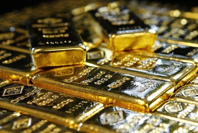 الذهب يلمع مع تراجع عوائد السندات الأمريكية في ظل رهانات خفض الفائدة