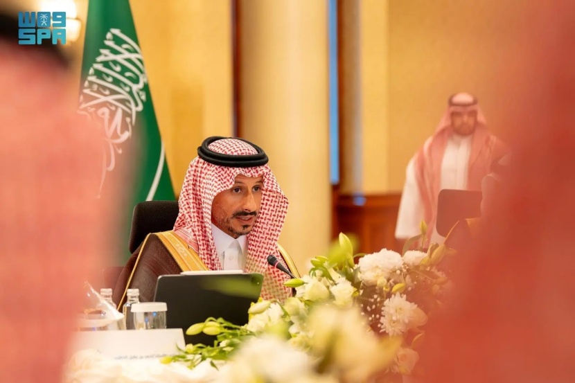 وزير السياحة : دعم 10 مشاريع في عسير بأكثر من مليار ريال