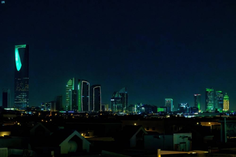 الرياض تكتسي اللون الأخضر استعدادا لليوم الوطني