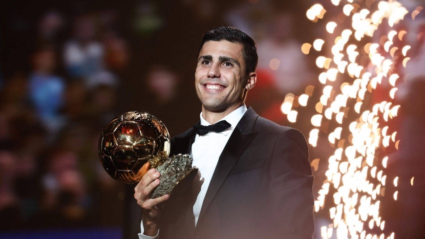 رودري يتوج للمرة الأولى بالكرة الذهبية لأفضل لاعب في العالم