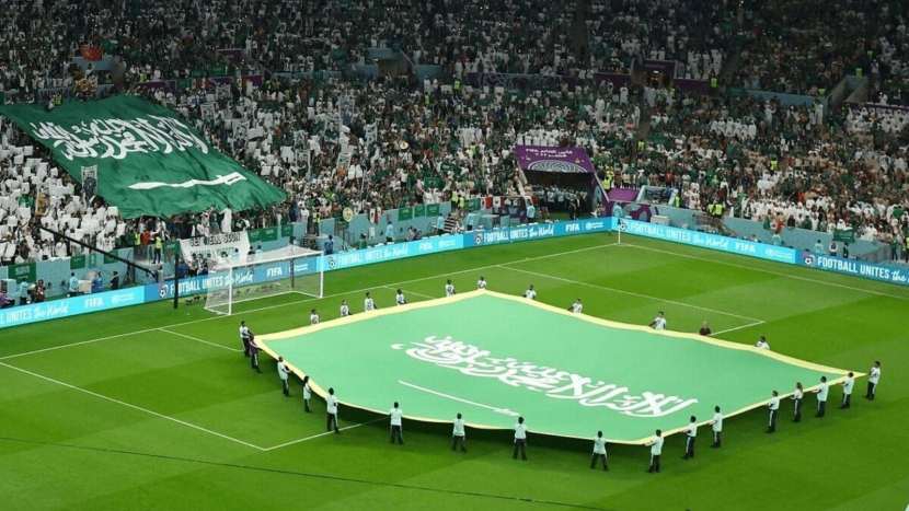 "اضبطوا ساعاتكم" مع «فيفا» .. السعودية تترقب منحها استضافة كأس العالم 2034